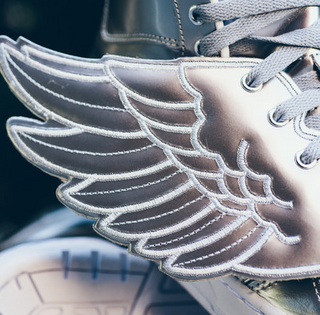 adidas 阿迪达斯 Jeremy Scott JS Wings 系列 休闲运动鞋