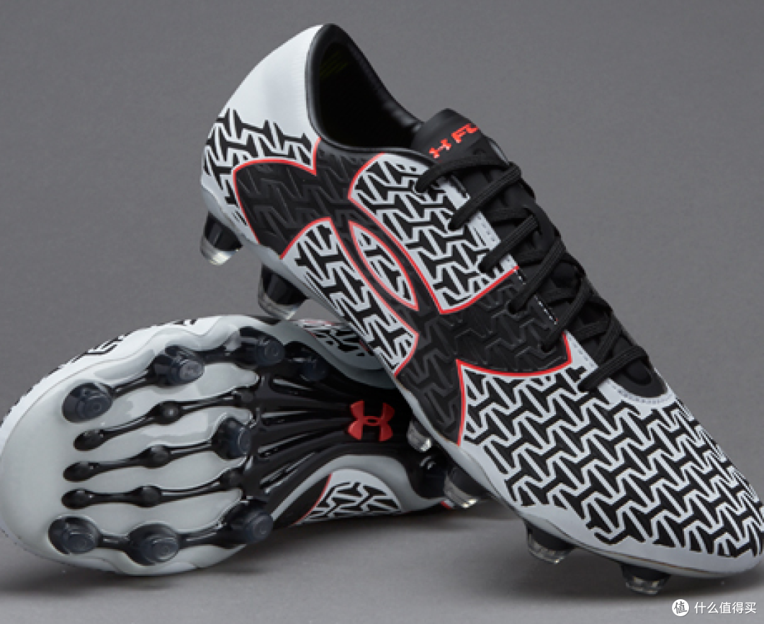 蓄力待发：UNDER ARMOUR  推出 CLUTCHFIT FORCE 2.0足球鞋