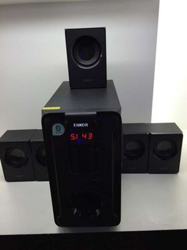 我所接触到的价格最优惠的5.1家庭影院音箱。