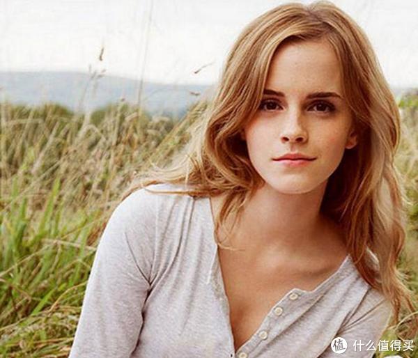 Emma Watson从萝莉变女神的女权主义者 