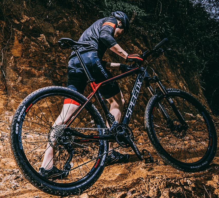 新品首降:speedx 野兽骑行 mustang 碳纤维智能山地车