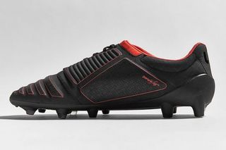 UMBRO 茵宝 UX Accuro Pro HG 足球鞋