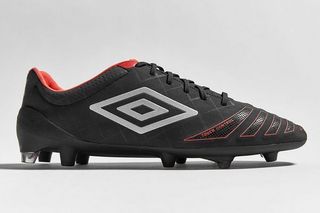 UMBRO 茵宝 UX Accuro Pro HG 足球鞋