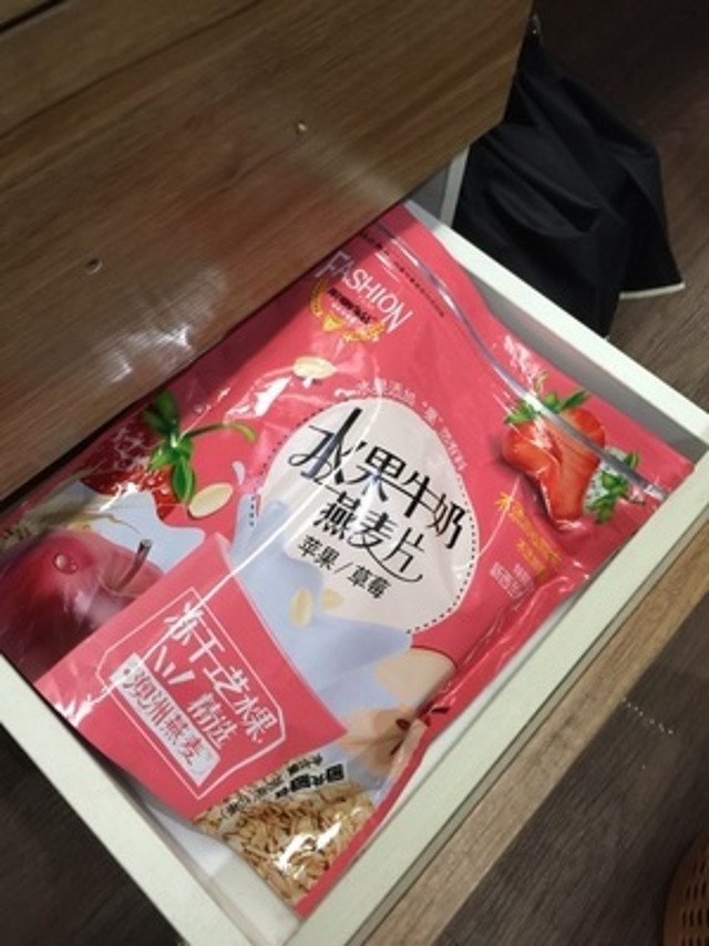 口感不错，包装好看，我很喜欢这个味道