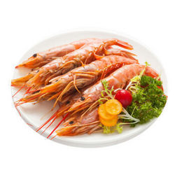 獐子岛 冷冻阿根廷红虾L1 2kg盒装+冷冻黑椒三文鱼段250g*2件