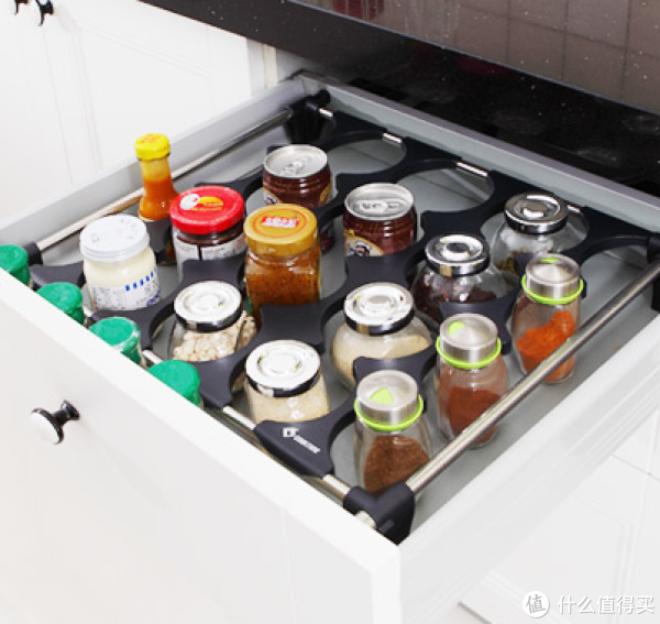 小厨房也能挤出大空间 厨房调料收纳好物推荐 什么值得买