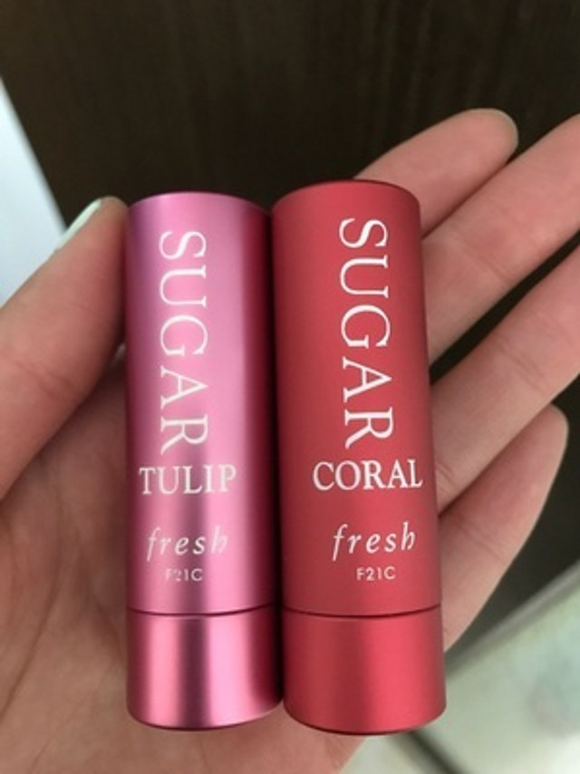 馥蕾诗黄糖修护防晒润唇膏