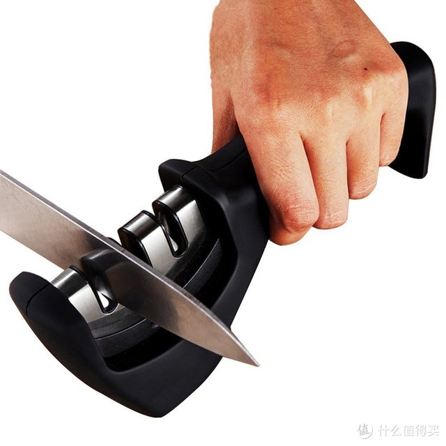 操作简单，容易上手，5秒塑造刀锋