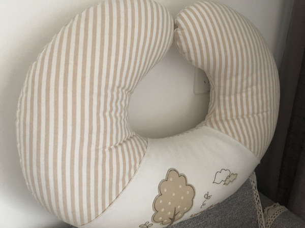 哺乳枕，新生儿宝宝必备