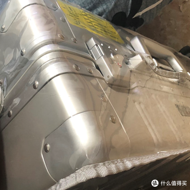 旅行箱