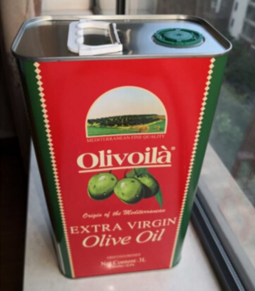 铁盒橄榄油还是第一次见
