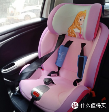 很舒适，主要就是放车里。没异味有安全测试证明。就行了。