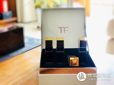 汤姆·福特润唇膏