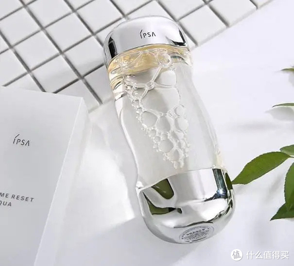 适合油皮的化妆水