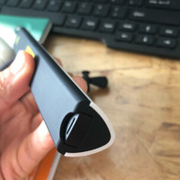 高大上的，充电能用好久好久。按钮也丰富。基本上的操作都能完成。