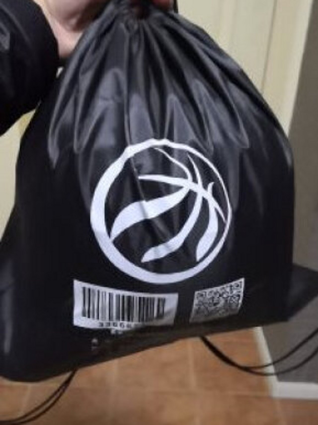 斯泊汀篮球