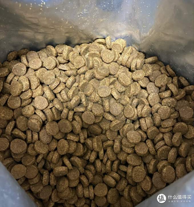 爱肯拿狗粮