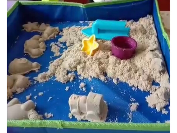 孩子爱玩